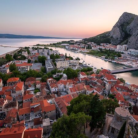 Luno Apartman Omiš Szoba fotó