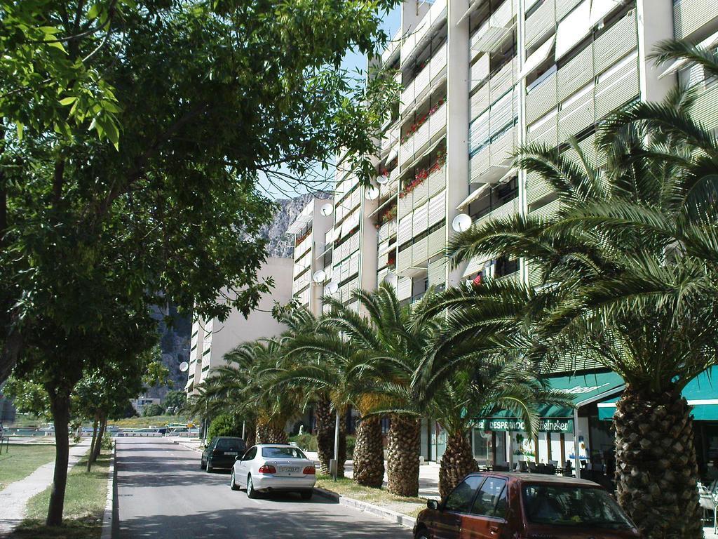 Luno Apartman Omiš Szoba fotó
