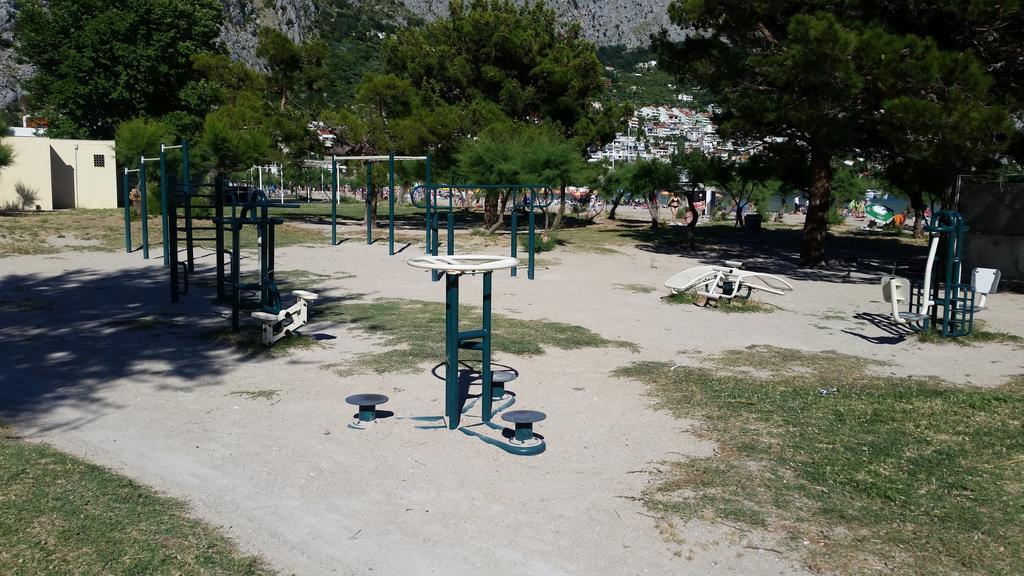 Luno Apartman Omiš Szoba fotó