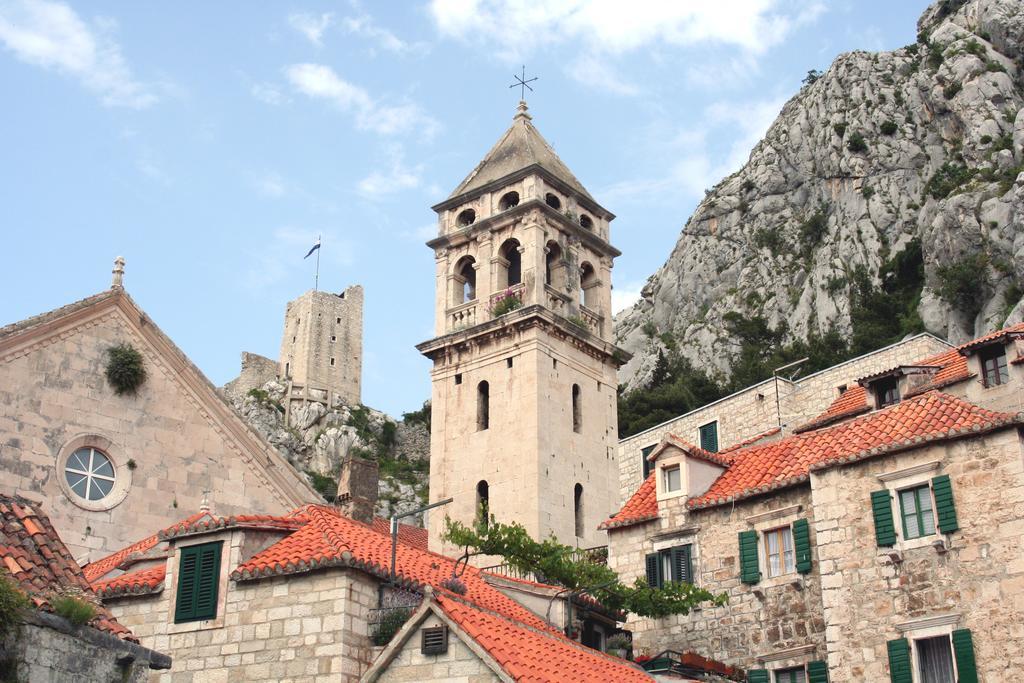 Luno Apartman Omiš Szoba fotó